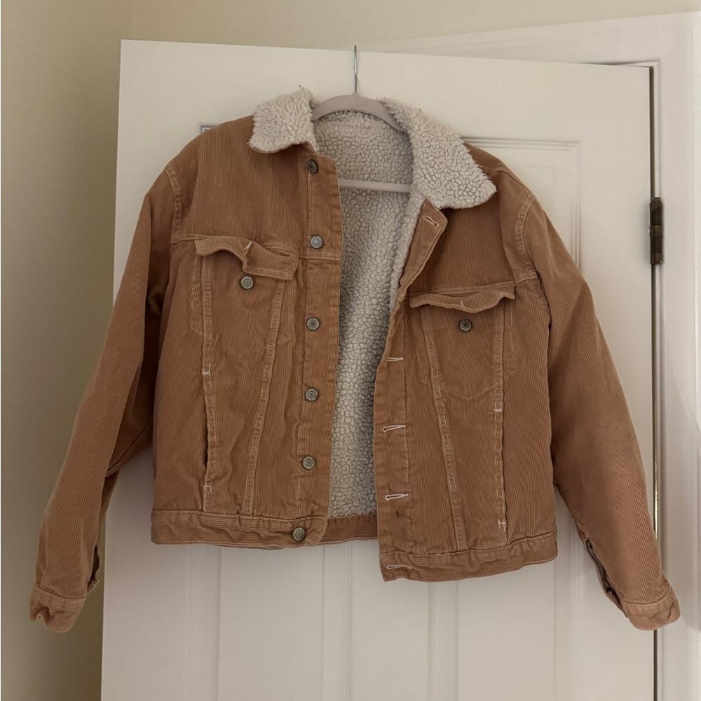 Woman’s Tan Corduroy Jacket with Sherpa Lining